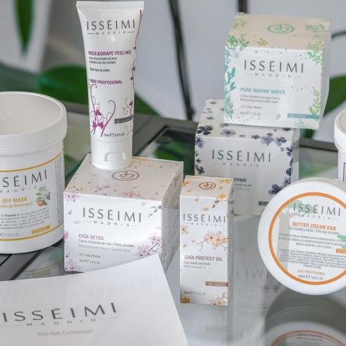  Glacée and ISSÉIMI  Luxury Natural Skin Care 